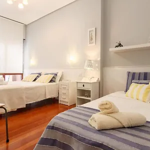 https://prestancia-apartament-by-the-urban-hosts.sansebastianhotels.net