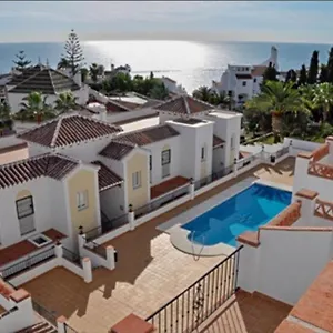 https://apartamento-bonito-en-pinal-del-mar-nerja.1costadelsol.com